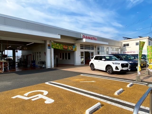 店舗駐車場